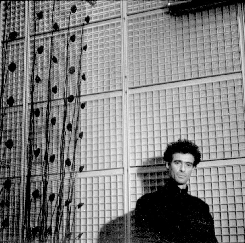 Portrait, Le Monde 2002